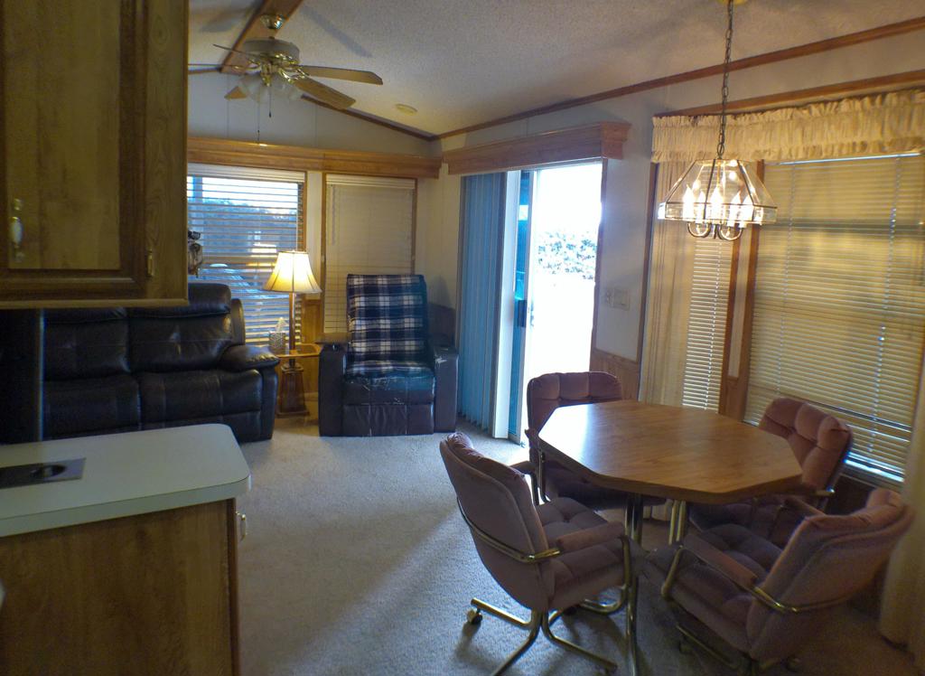 84136 Ave 44,206 206 Property Photo 43
