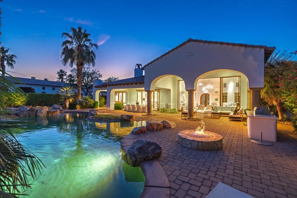 58170 Aracena Property Photo 58