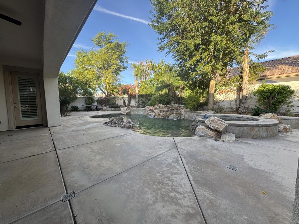 40086 Corte Los Orlanos Property Photo 5