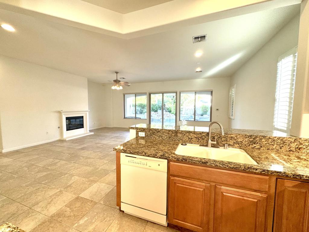 40086 Corte Los Orlanos Property Photo 19