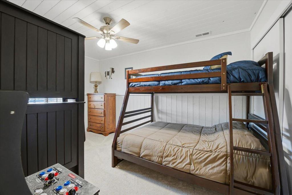 913 Mount Doble Drive Property Photo 25