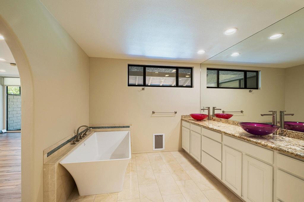 70 Columbia Drive Property Photo 32