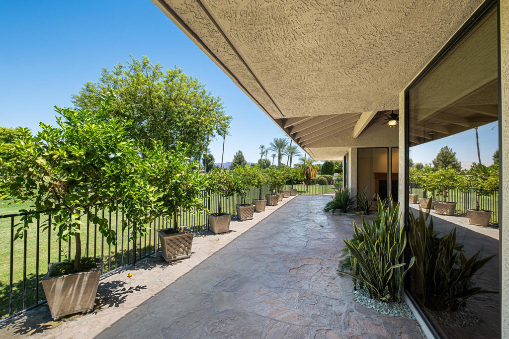 70 Columbia Drive Property Photo 43