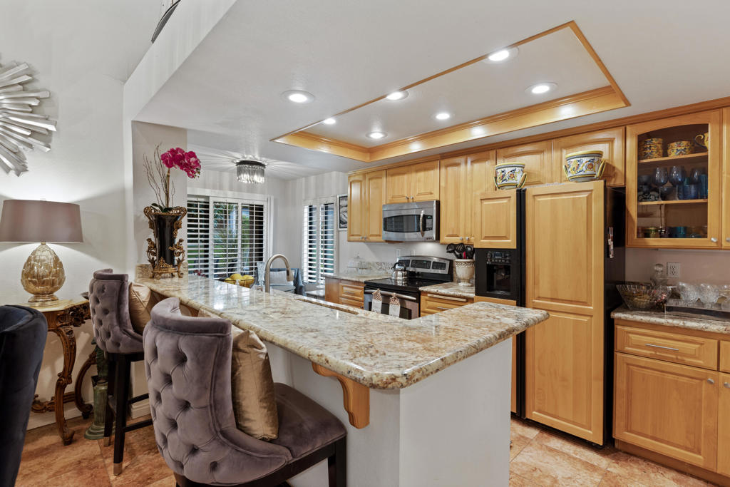 73335 Oriole Court Property Photo 7