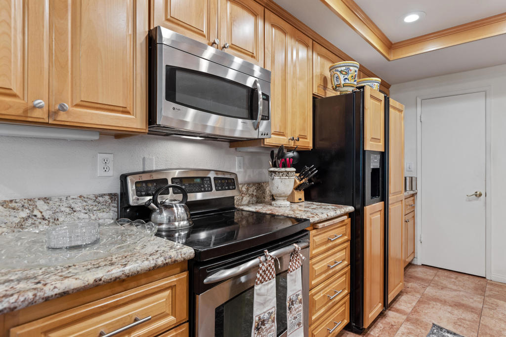 73335 Oriole Court Property Photo 10