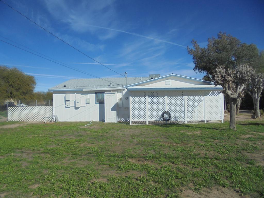2274 Riviera Drive Property Photo 1