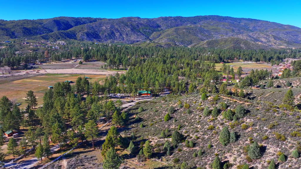 1 Butterfly Peak Road Property Photo 10