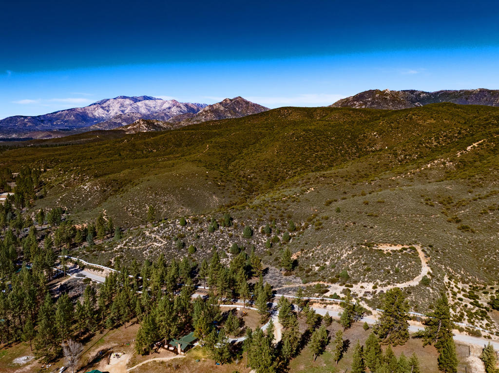 1 Butterfly Peak Road Property Photo 13