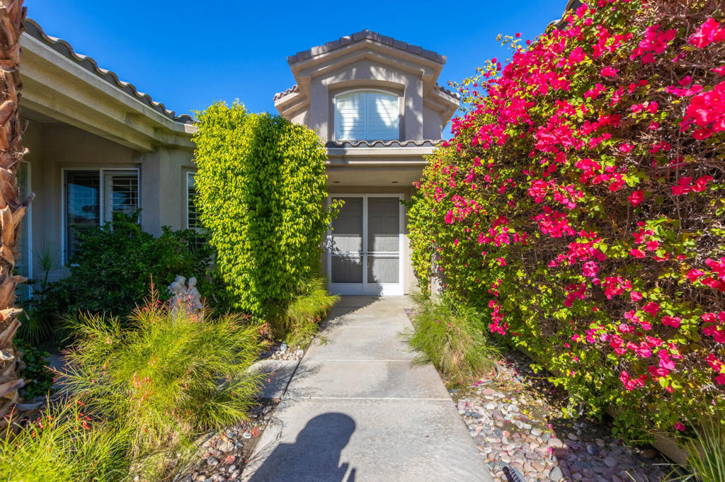 4 Bentley Road Property Photo 2