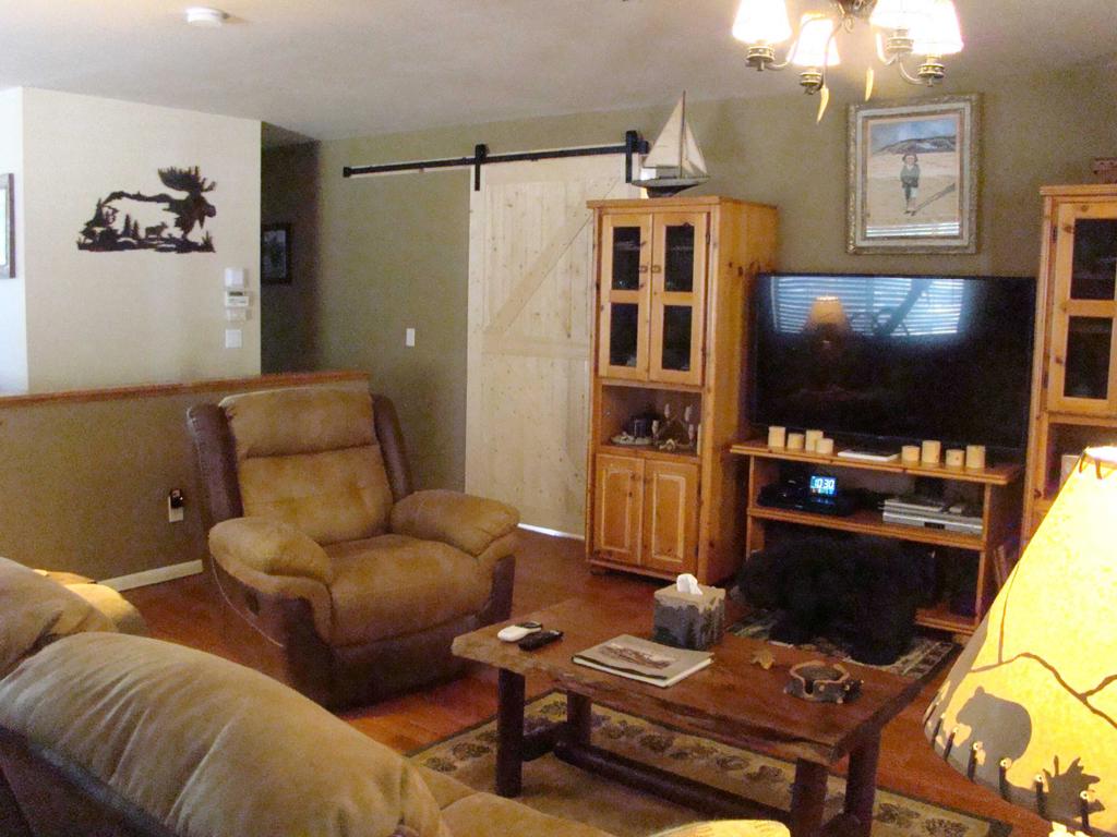 230 Vista Avenue Property Photo 6