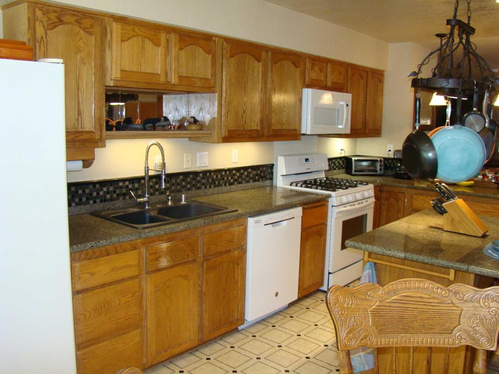 230 Vista Avenue Property Photo 12