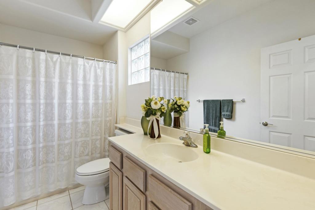 38129 Grand Oaks Avenue Property Photo 23