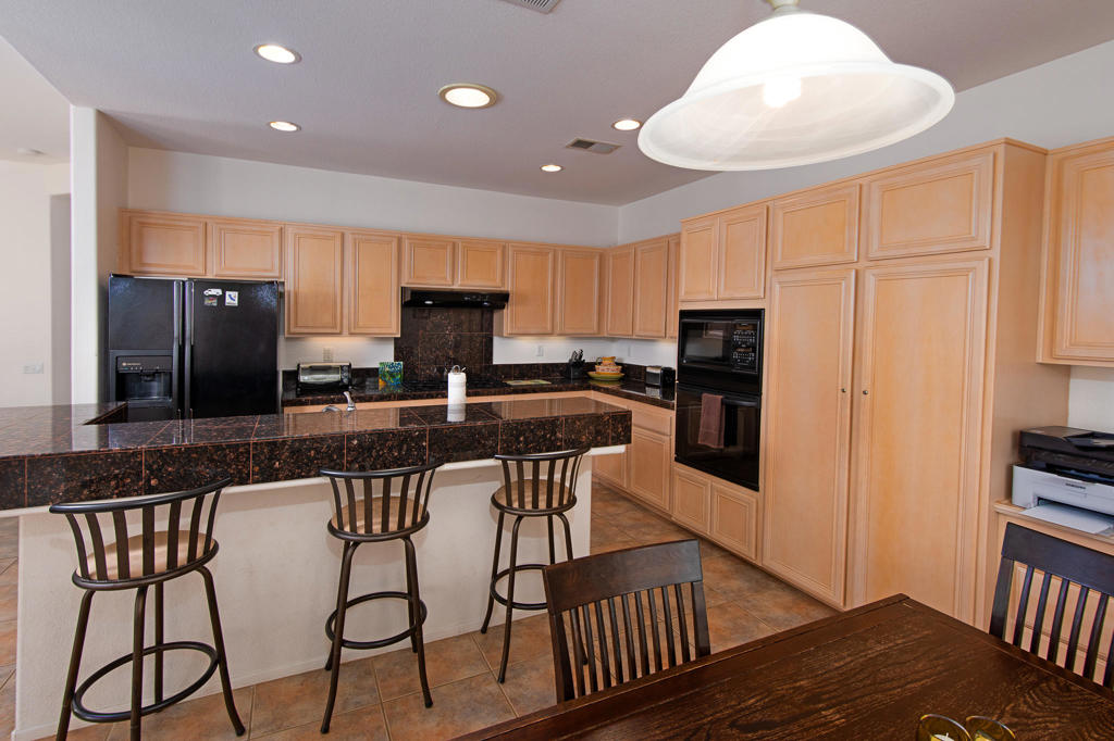 29488 W Laguna Drive Property Photo 7