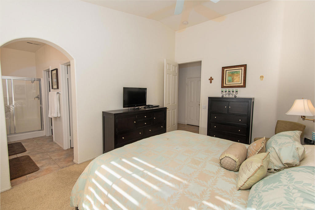 29488 W Laguna Drive Property Photo 12