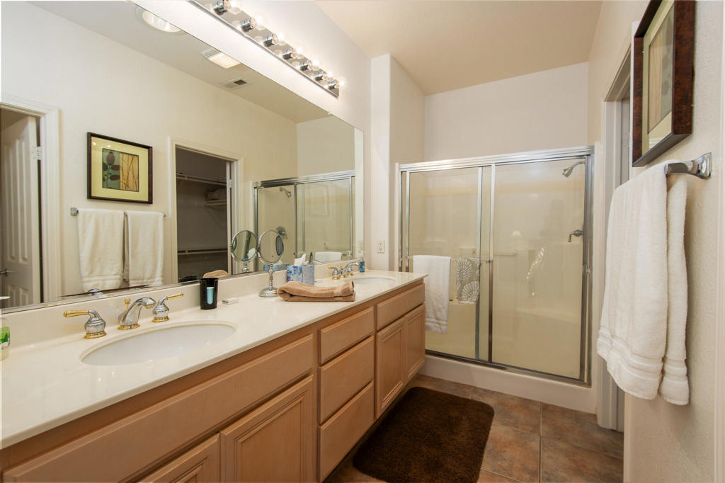 29488 W Laguna Drive Property Photo 13