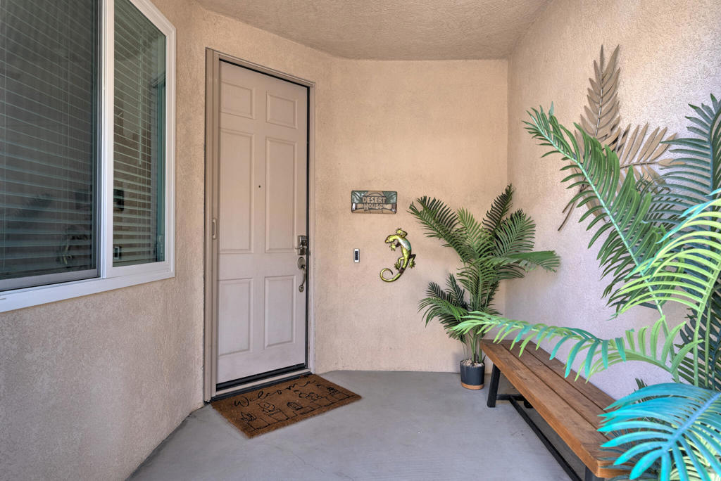 29578 W Laguna Drive Property Photo 5