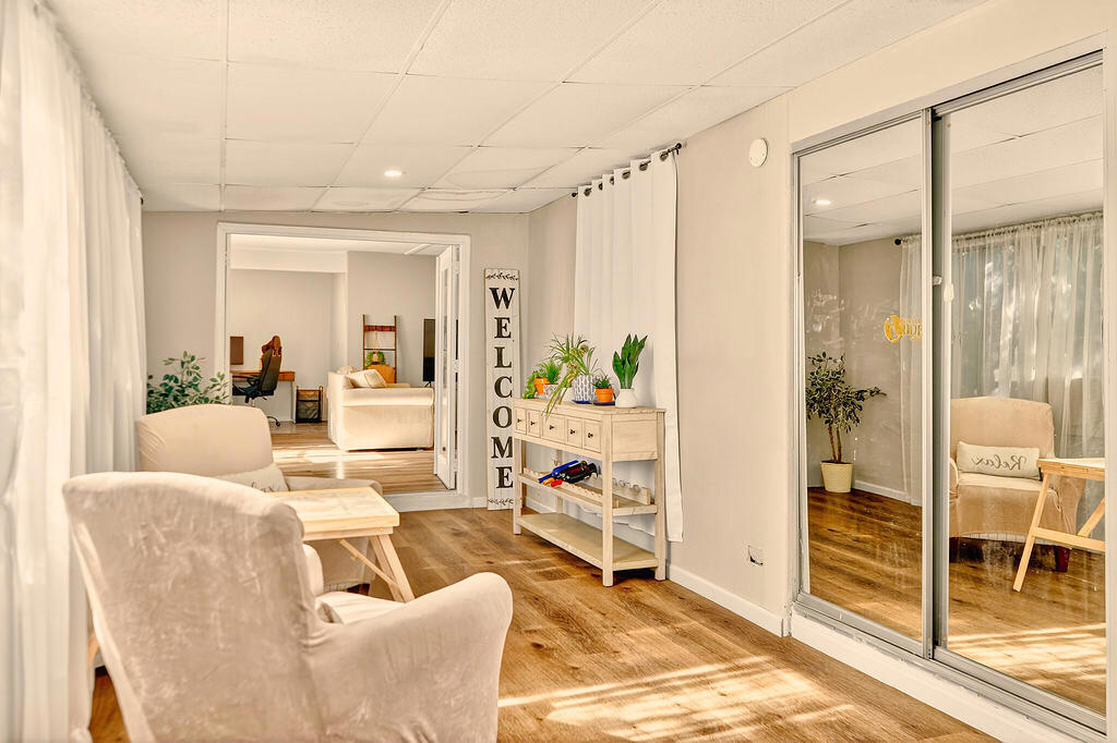 33 Diamond E Drive Property Photo 7