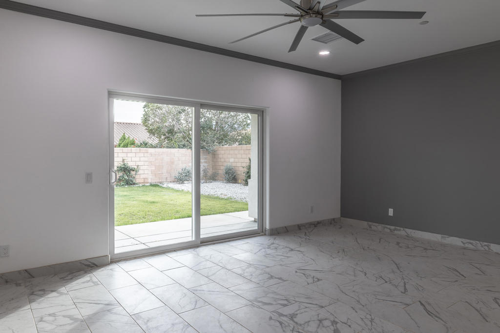 68945 Durango Road Property Photo 9