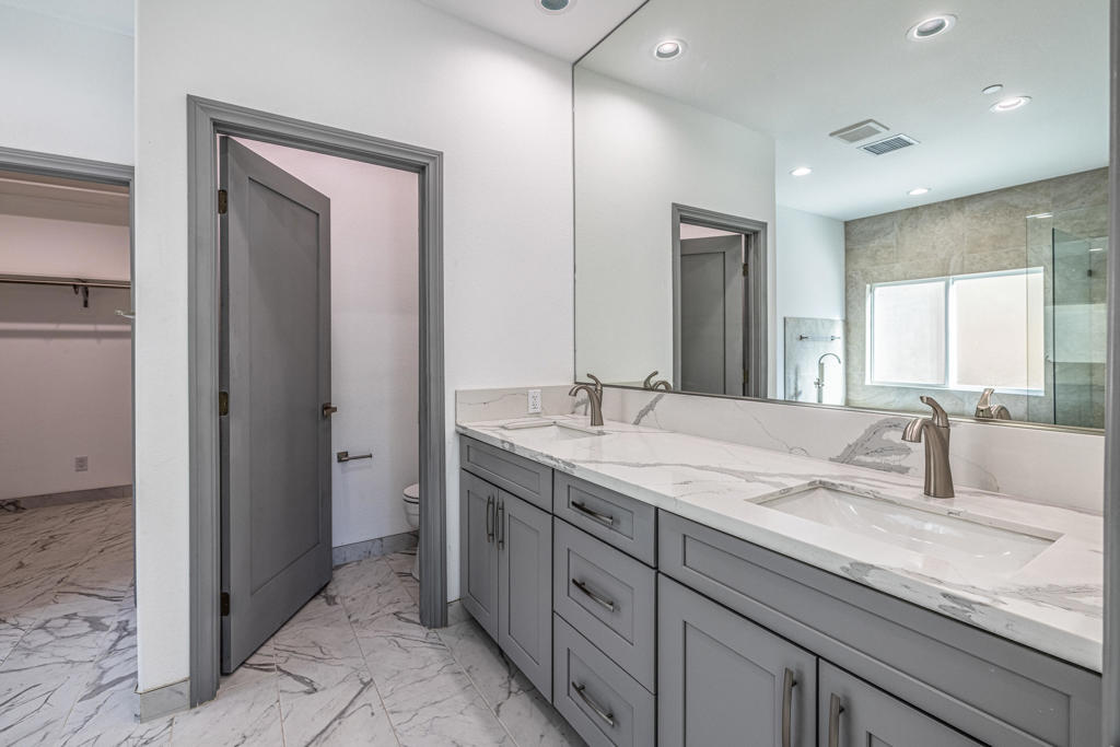 68945 Durango Road Property Photo 11