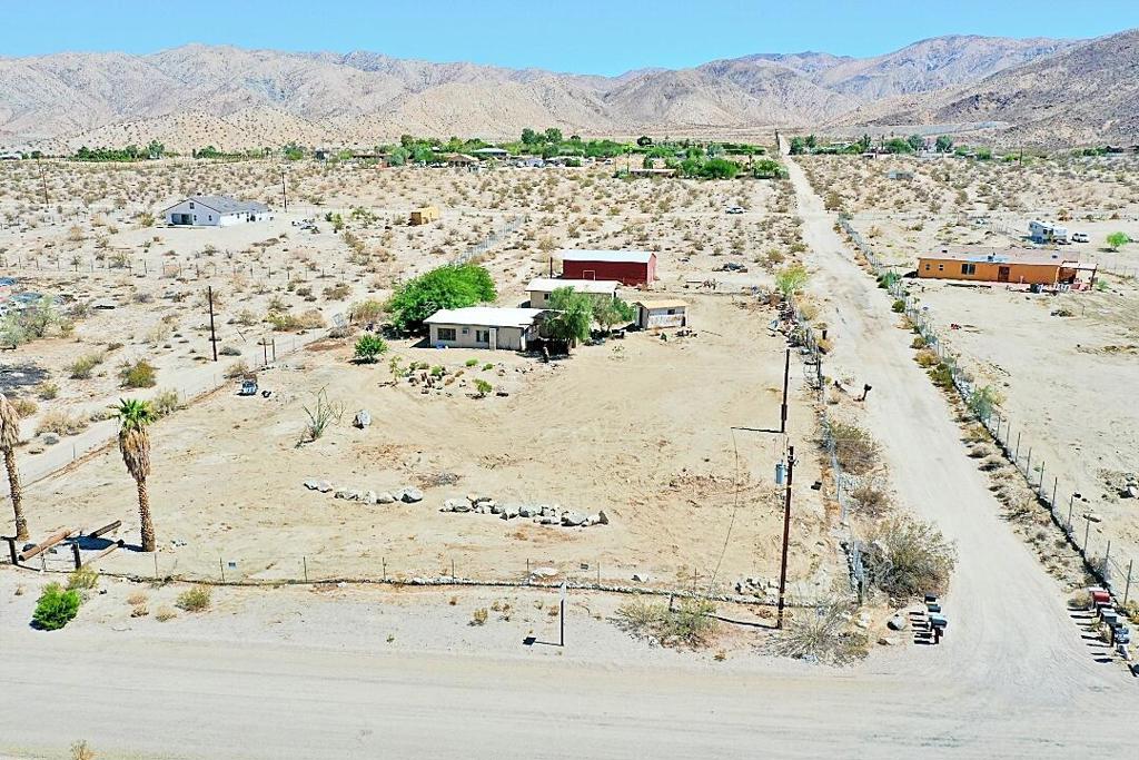 17115 Aqueduct Road Property Photo 4