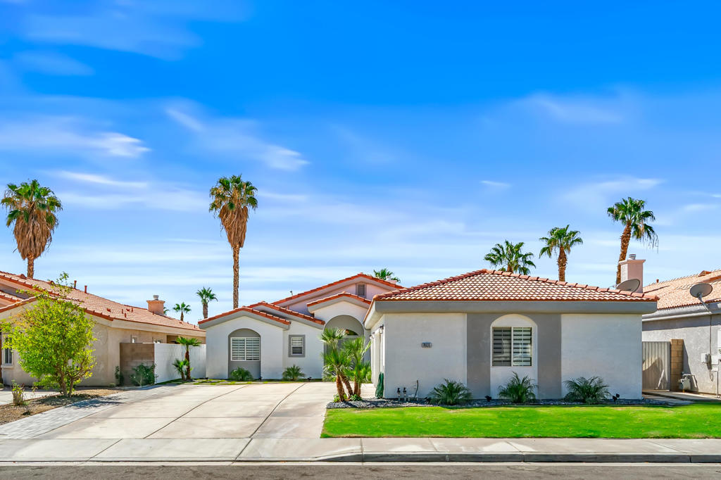79535 Dandelion Drive Property Photo 1