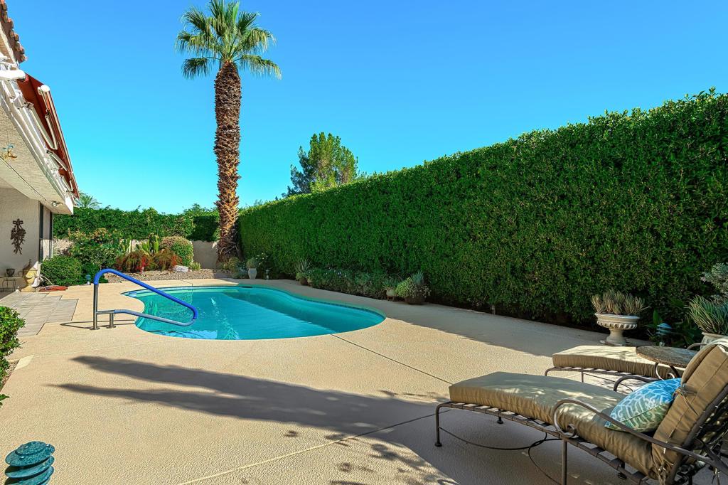 21 Mission Palms W Property Photo 41