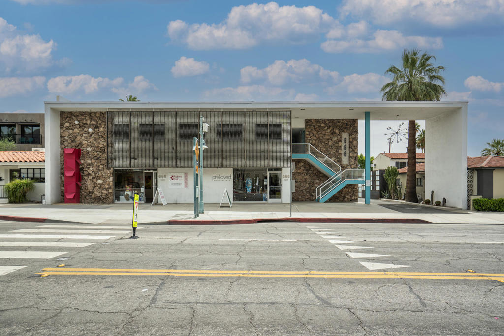 664 668 Palm Canyon Drive Property Photo 3