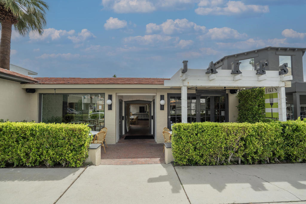 664 668 Palm Canyon Drive Property Photo 4