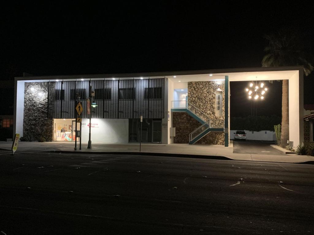 664 668 Palm Canyon Drive Property Photo 6