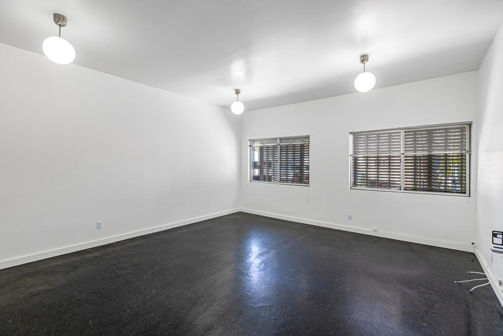 664 668 Palm Canyon Drive Property Photo 18