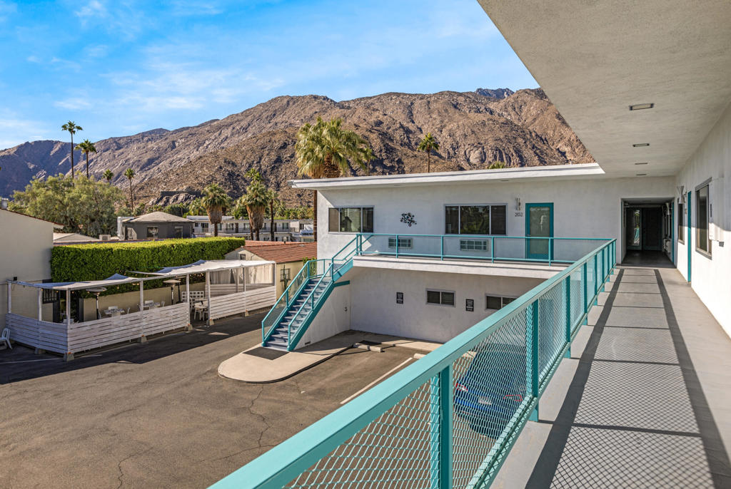 664 668 Palm Canyon Drive Property Photo 28