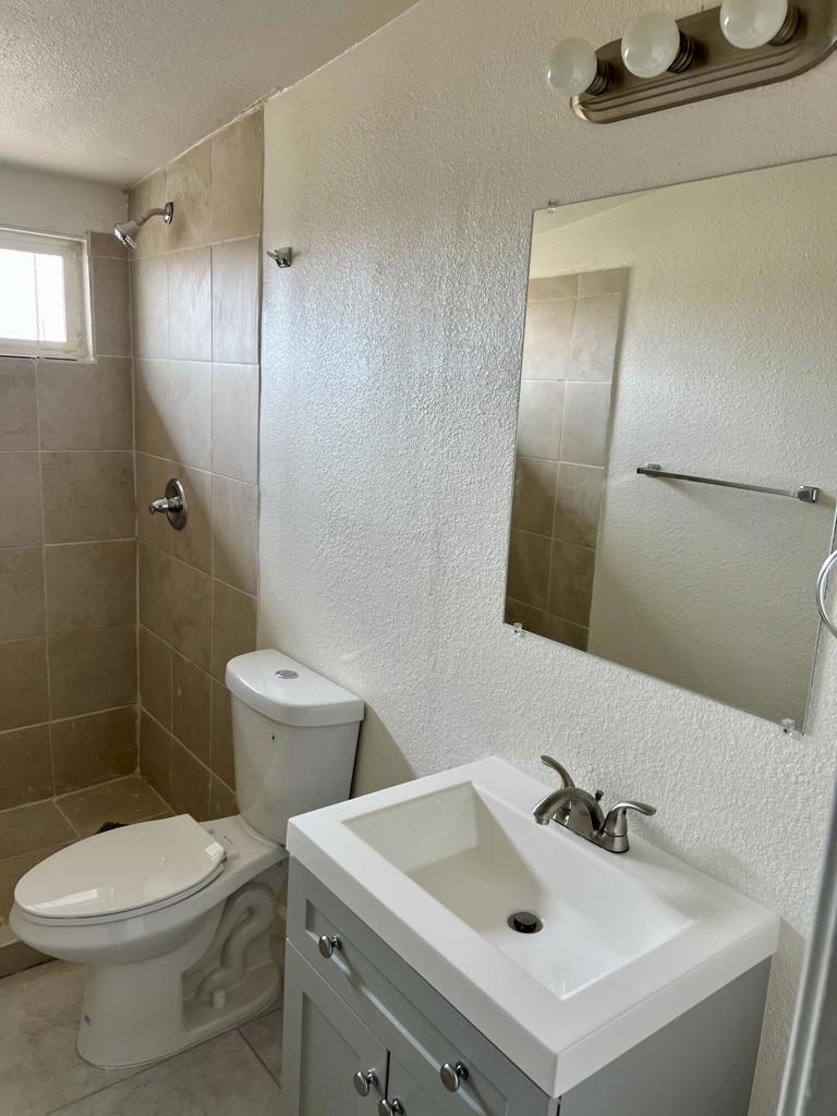2542 Sea View Drive Property Photo 5
