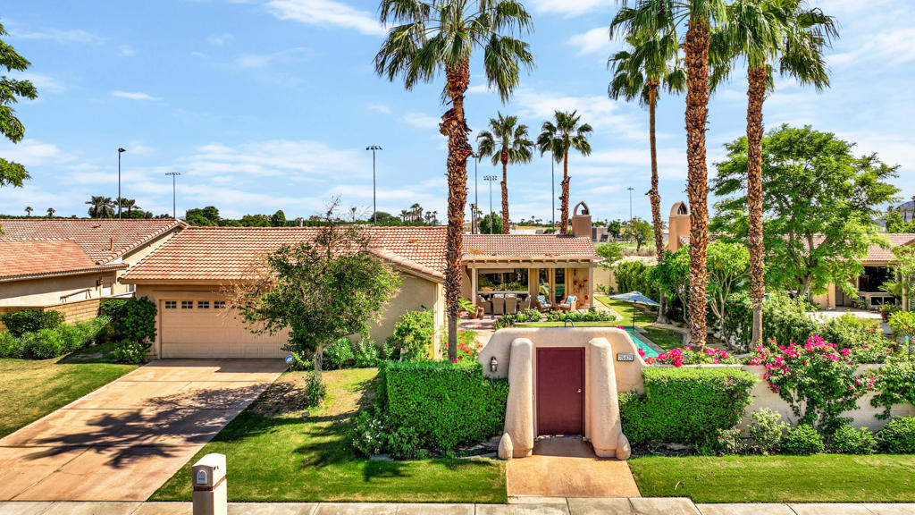 78825 Via Ventana Property Photo 2
