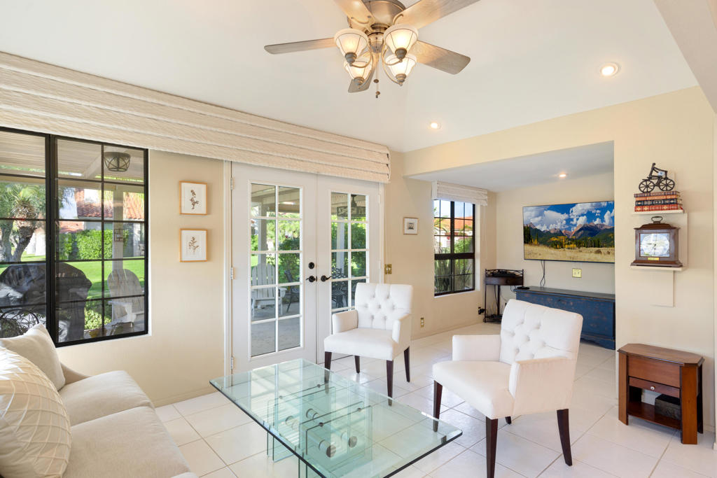 101 Avellino Circle Property Photo 8