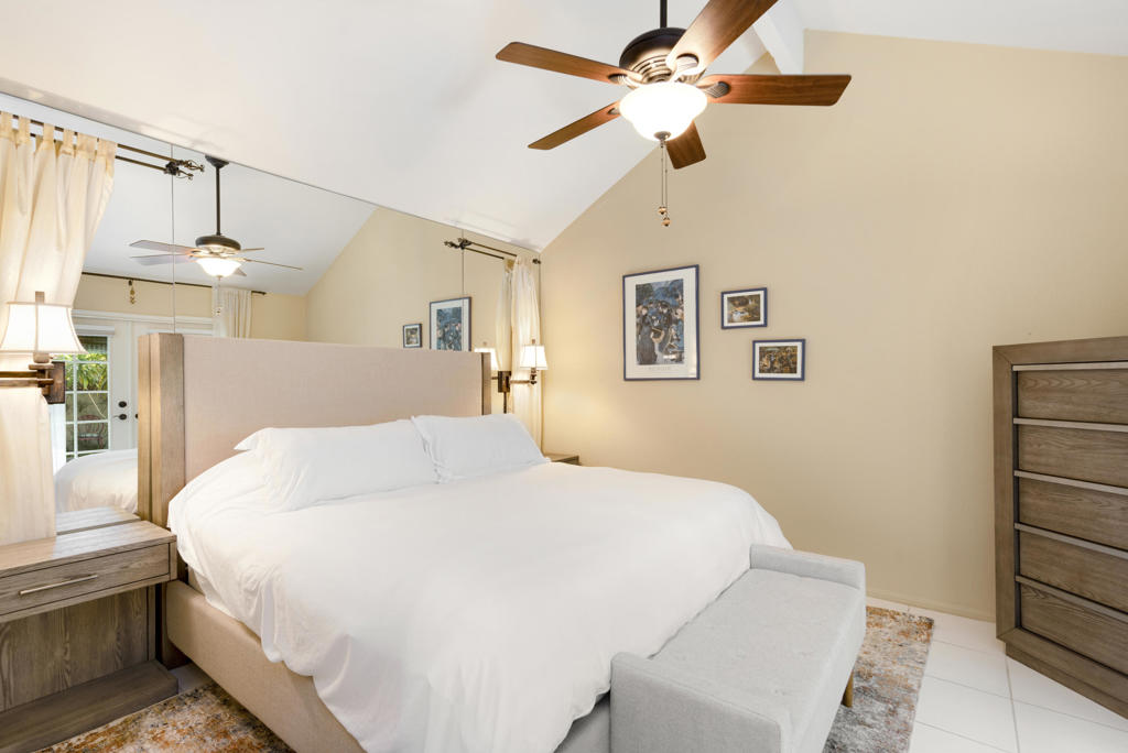 101 Avellino Circle Property Photo 15