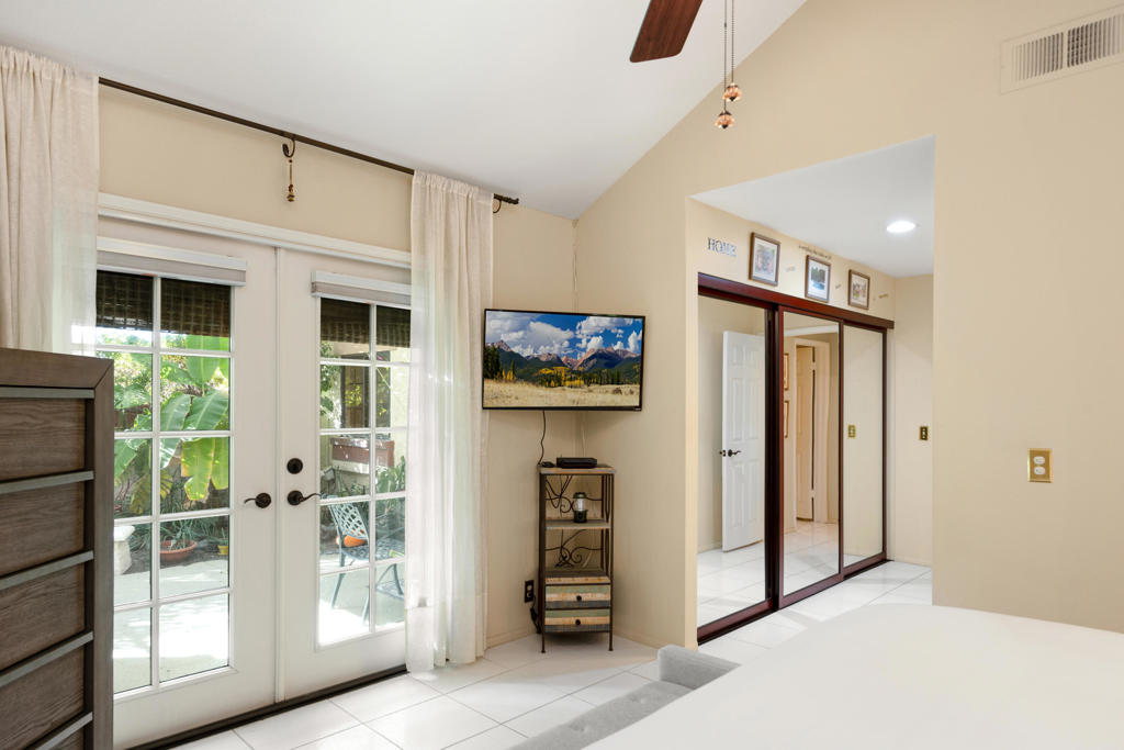 101 Avellino Circle Property Photo 16