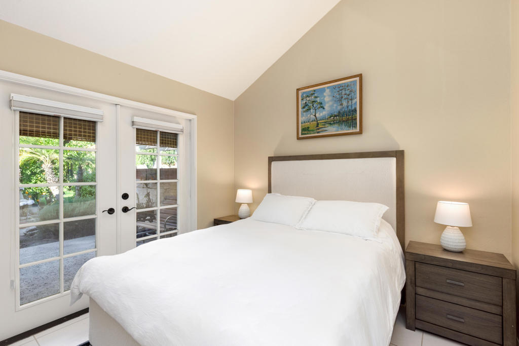 101 Avellino Circle Property Photo 20