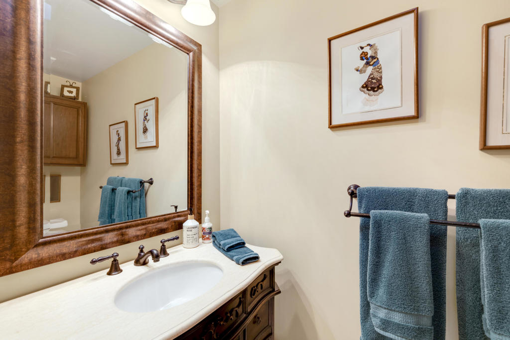 101 Avellino Circle Property Photo 23