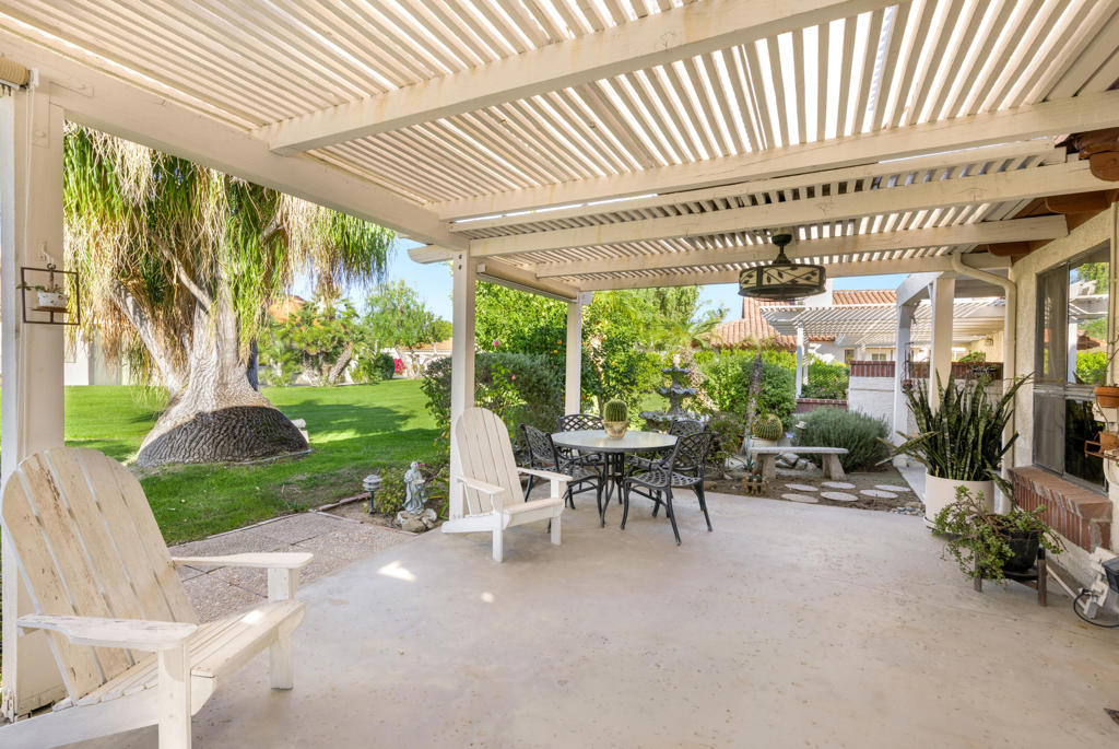 101 Avellino Circle Property Photo 26
