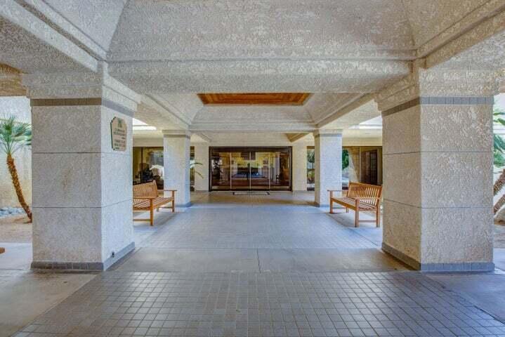 101 Avellino Circle Property Photo 40