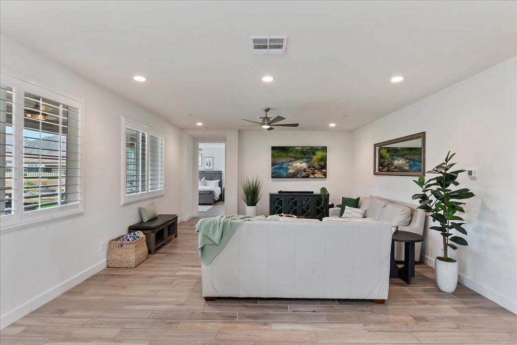 58179 Aragon Way Property Photo 2