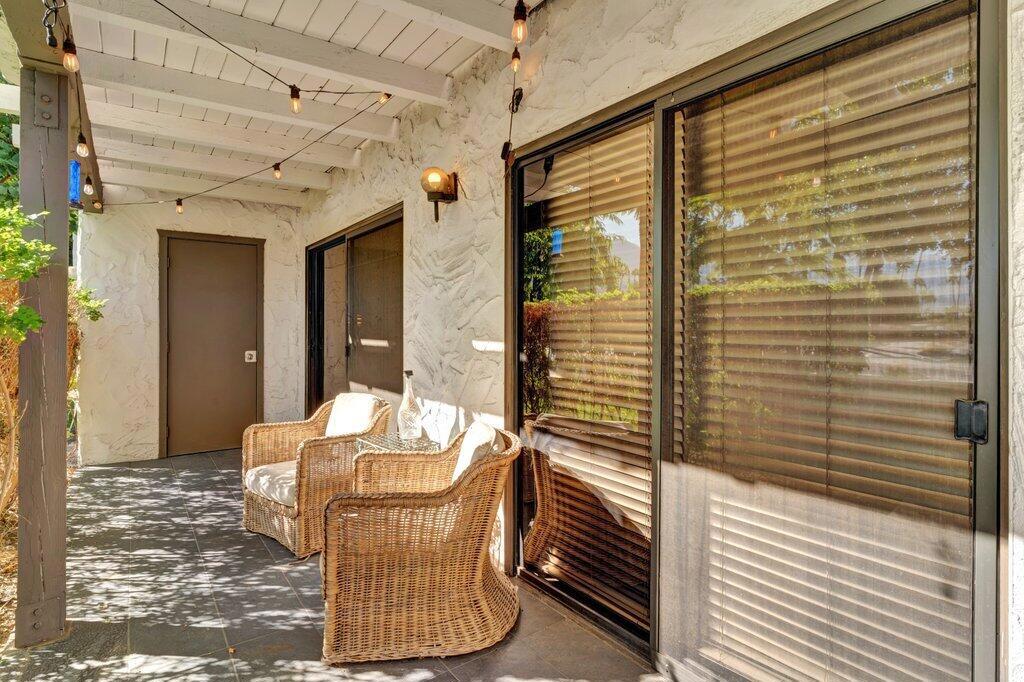 1050 E Ramon Road 3 Property Photo 25