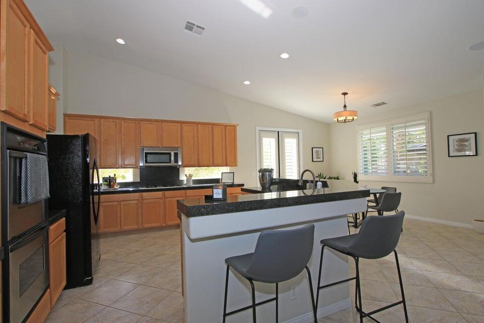 102 Clearwater Way Property Photo 13