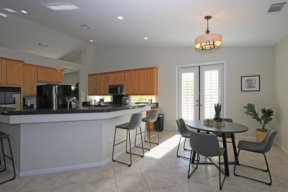 102 Clearwater Way Property Photo 17