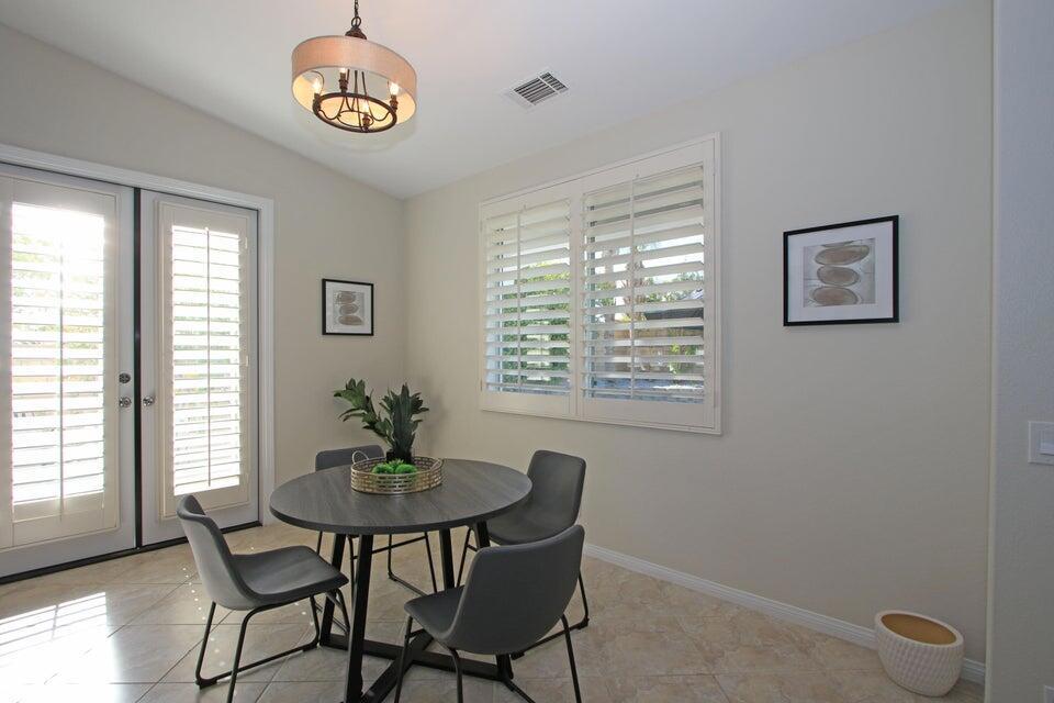 102 Clearwater Way Property Photo 18