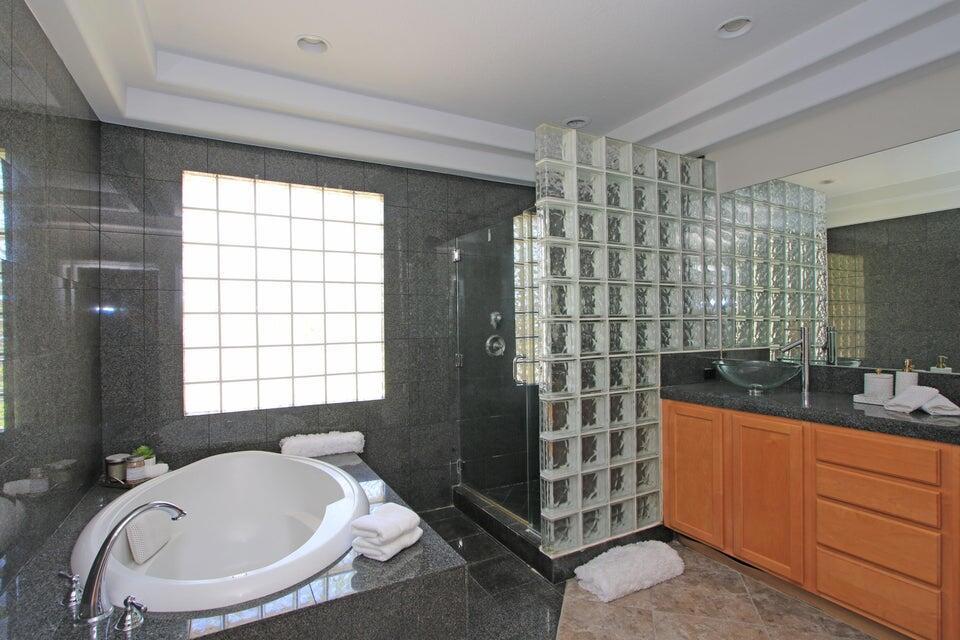 102 Clearwater Way Property Photo 22