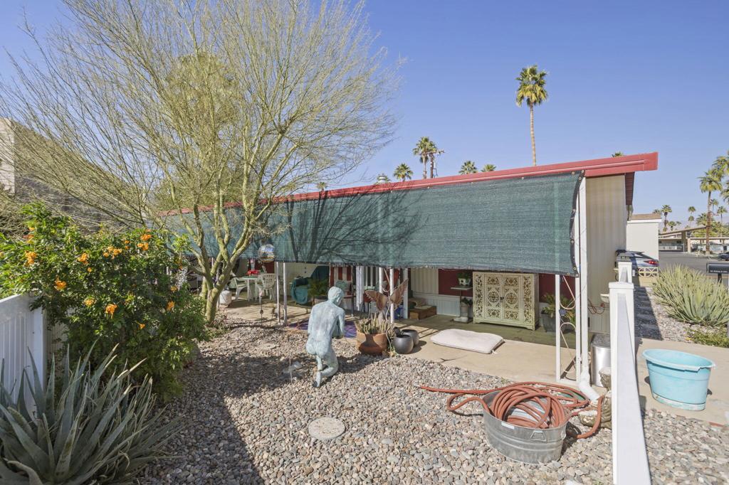 1 Washington Drive Property Photo 18