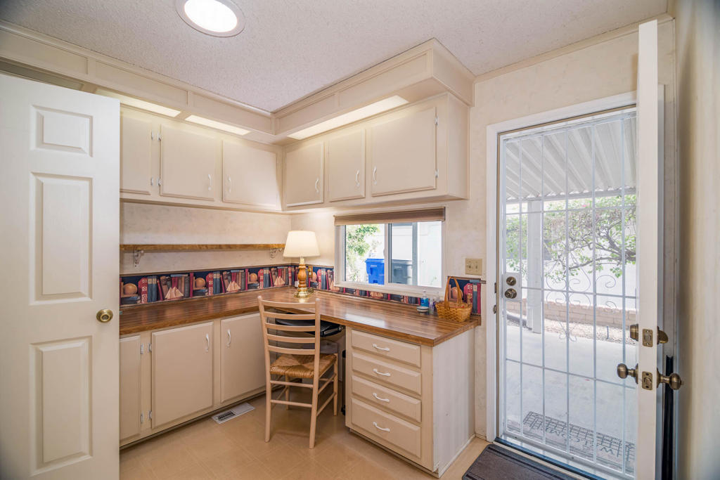 73450 Country Club Drive 302 Property Photo 29