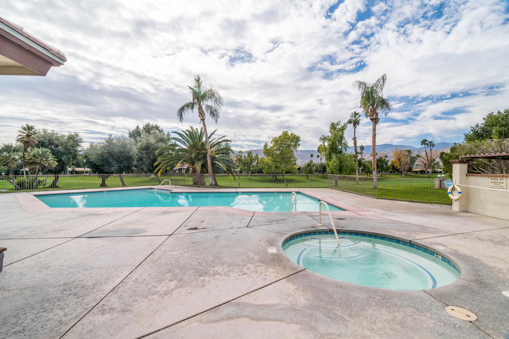 73450 Country Club Drive 302 Property Photo 41