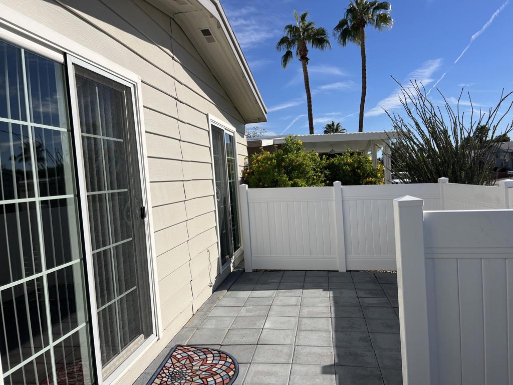 73406 Adobe Springs Drive Property Photo 4